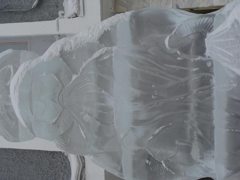 yatusk ice sculptures 004.jpg